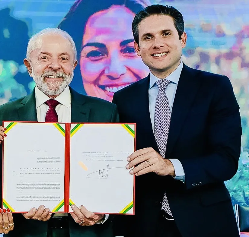 Hugo Motta diz que projeto de isenção do IR é prioridade e trabalha para aprovação