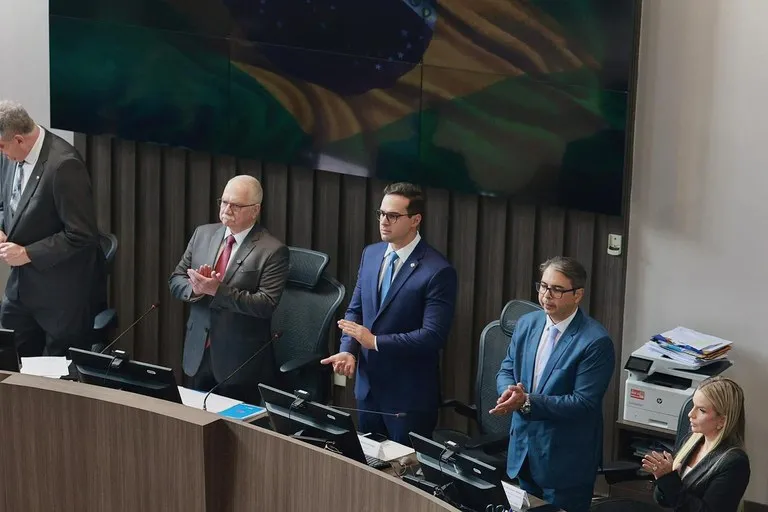 Lucas Ribeiro participa, ao lado do ministro Edson Fachin, de lançamento de ações voltadas ao sistema prisional