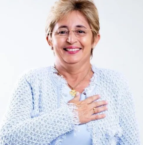Câmara de Uiraúna aprova Moção de Aplausos à prefeita Leninha Romão por relevantes serviços prestados ao município