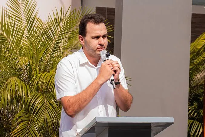 Espedito Filho anuncia licitação de quase R$ 1 milhão e meio para mais obras em Triunfo