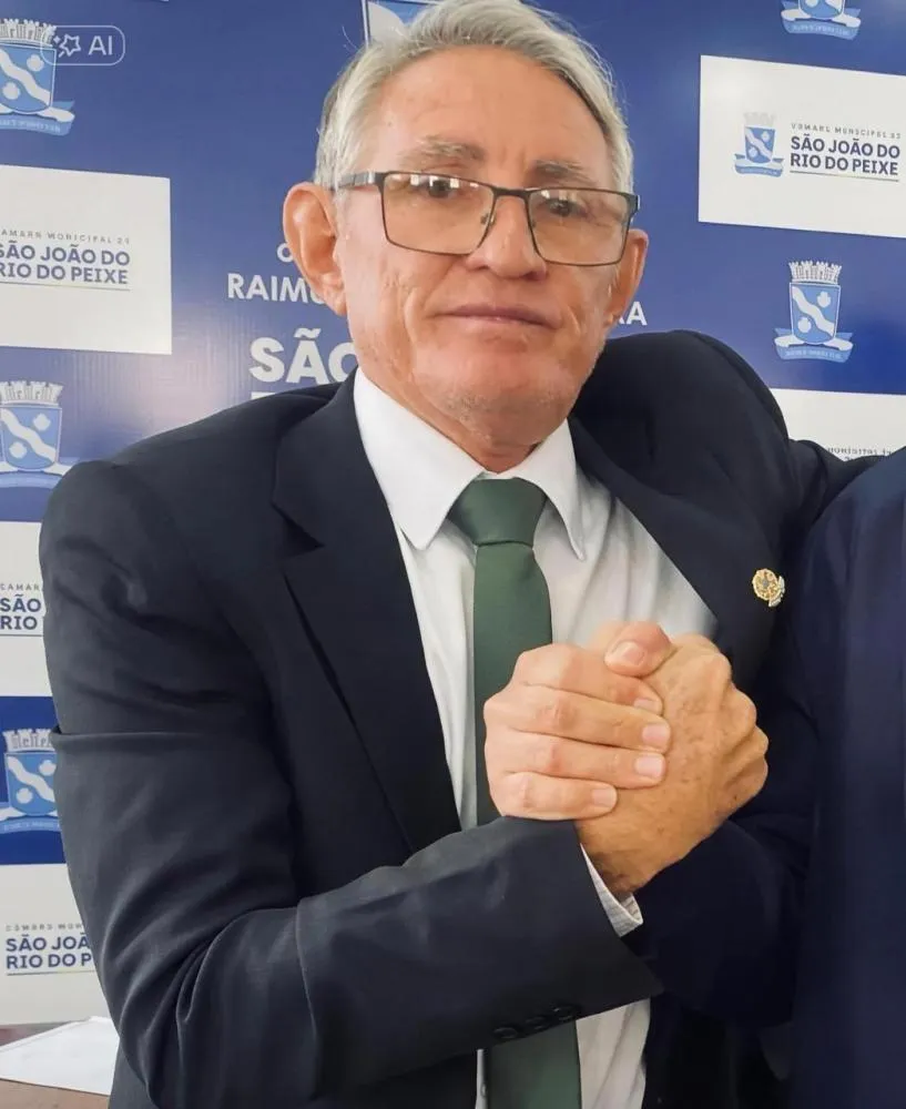 Novo presidente da Câmara de São João do Rio do Peixe, Carlos Medeiros reafirma compromisso com gestão aberta e diálogo com o Executivo