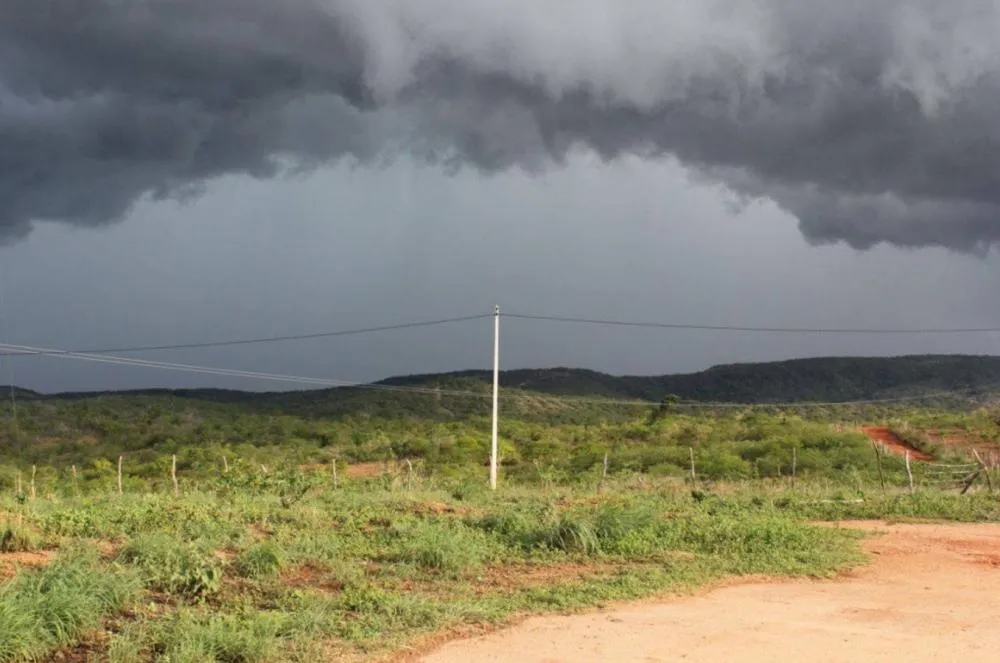 Inmet alerta para chuvas intensas e ventos fortes em toda a Paraíba