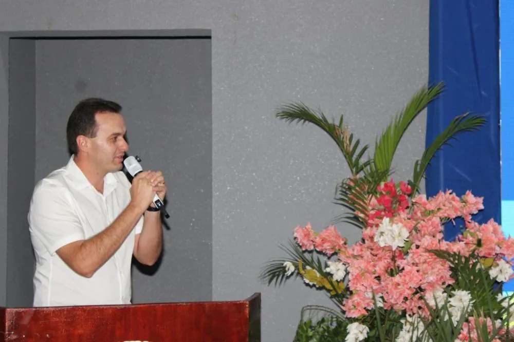 Prefeito Espedito Filho anuncia inaugurações de escolas e entrega de novos veículos para fevereiro