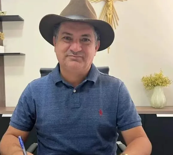Luiz Claudino se reúne com agricultores familiares para discutir compras da merenda escolar