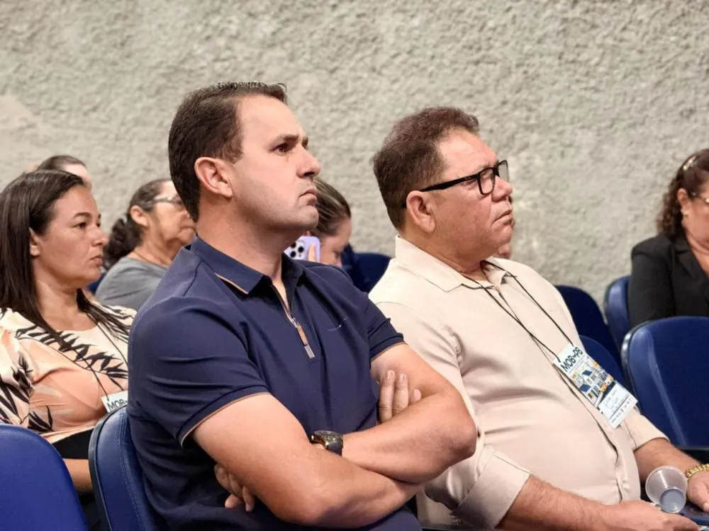 Prefeito Aldo Andrade participa de simpósio sobre segurança viária em Uiraúna