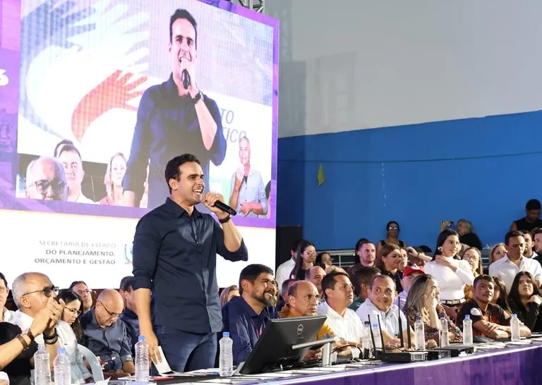 Governador Lucas Ribeiro anuncia investimentos de R$ 61,2 milhões para o Vale do Paraíba durante audiência do ODE em Pedras de Fogo