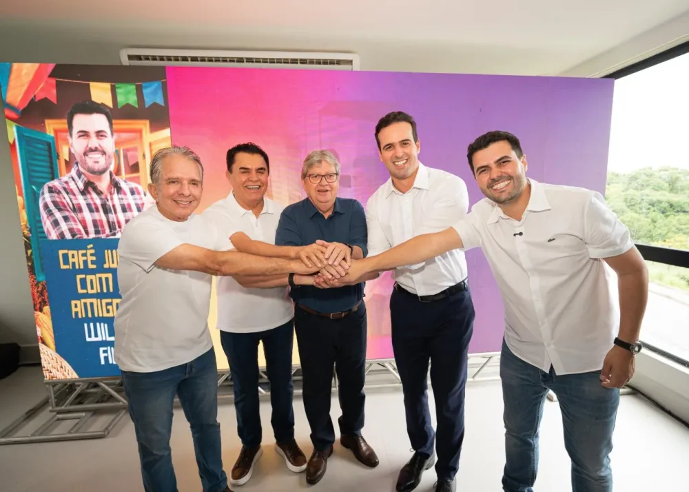 Wilson Filho promove encontro de Lucas Ribeiro com 50 prefeitos e lideranças de todas as regiões da Paraíba