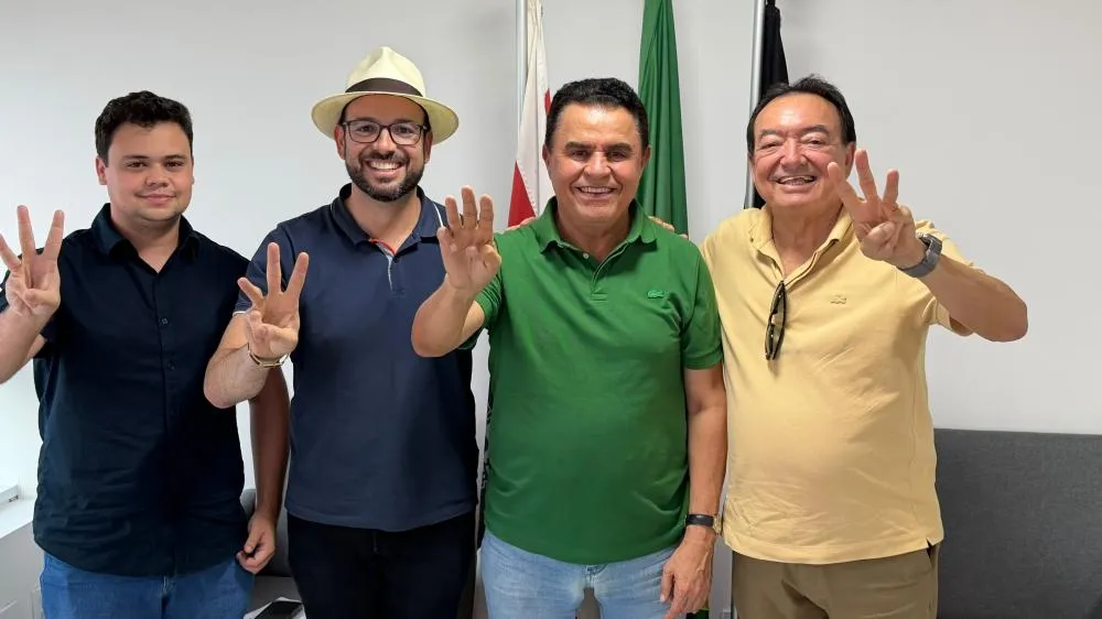 Grupo liderado pelo vice-prefeito João Ribeiro declara apoio à reeleição de Wilson Santiago em Jacaraú