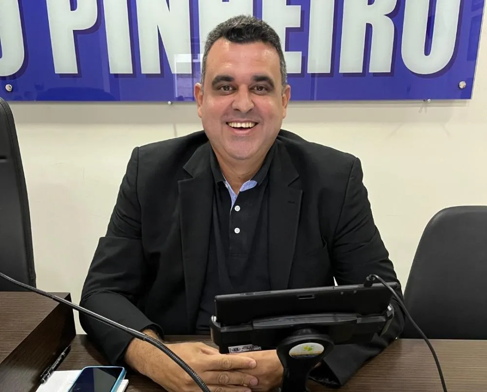 Vereador Thiago de Azulão celebra pagamento da 1ª parcela de convênio de R$ 2,4 milhões para a saúde de Uiraúna